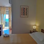 Piccolo Nuova Gestione Otel