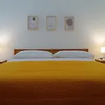 Piccolo Nuova Gestione Otel