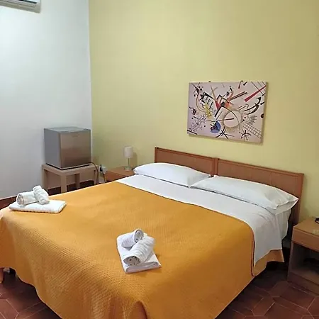 Piccolo Nuova Gestione Hotel 2*
