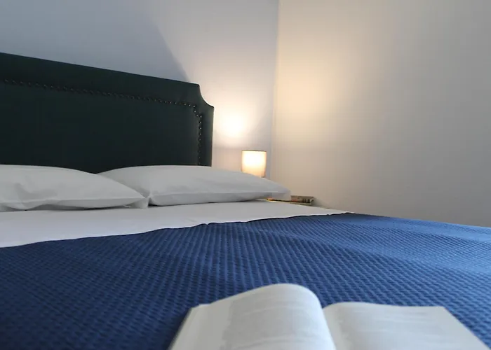 Piccolo Nuova Gestione Hotel 2*