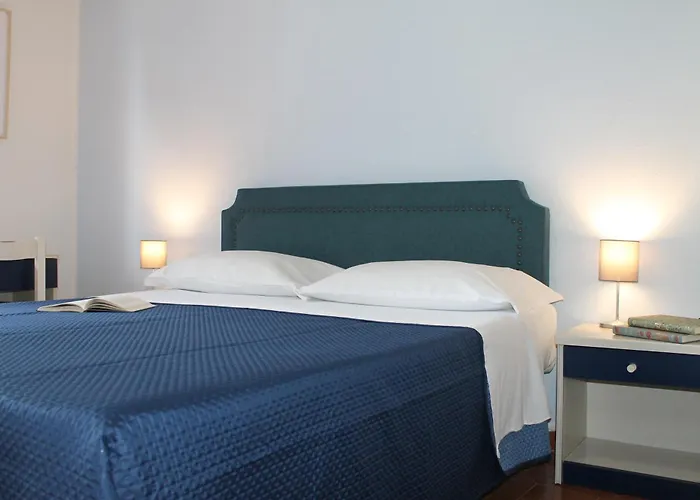 Piccolo Nuova Gestione Hotel 2*